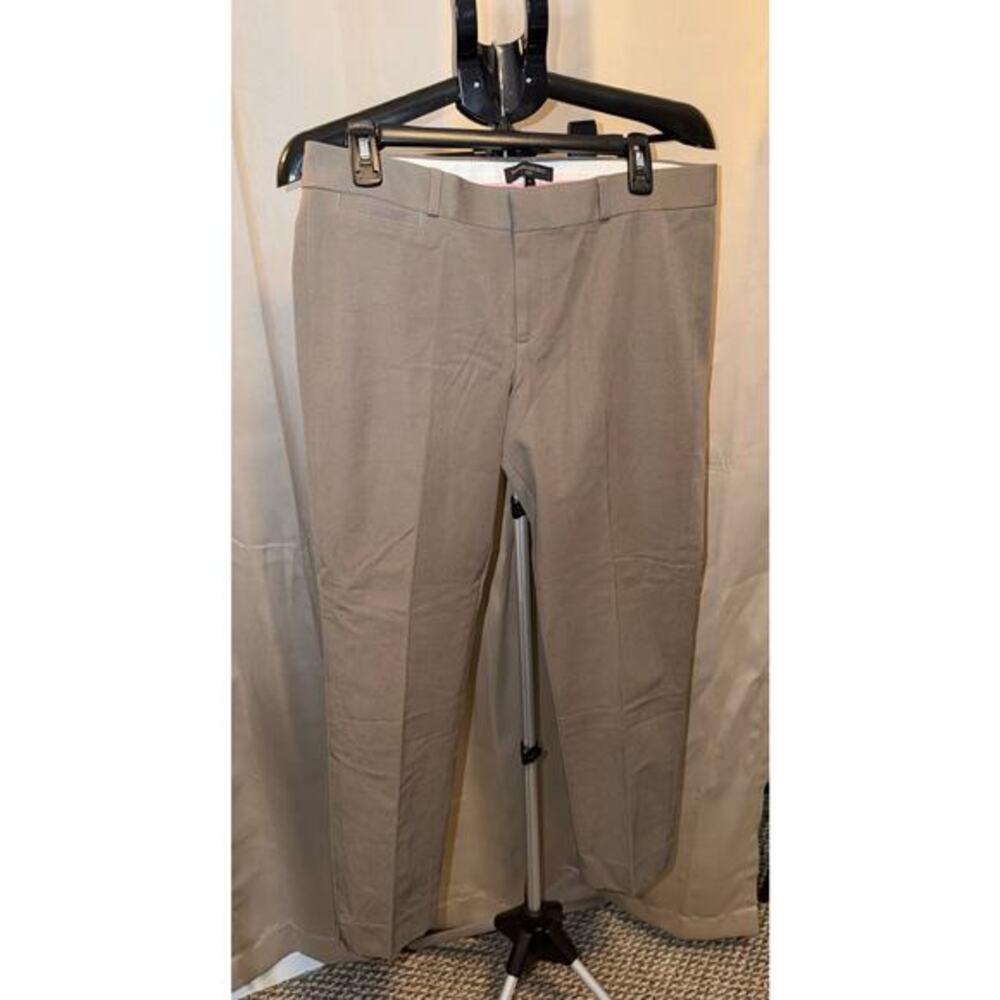 Banana Republic Cropped Ankle Dress Pants in Taupe